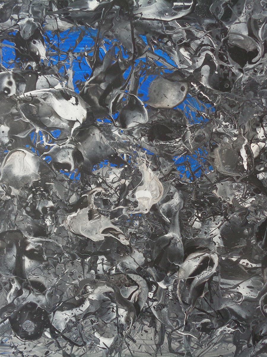 Dynamisches Schüttbild voller Bewegung und Farbe